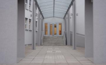 Ulaz u školsku zgradu