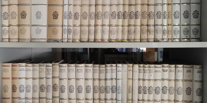 Zbirka "Pet stoljeća hrvatske književnosti"