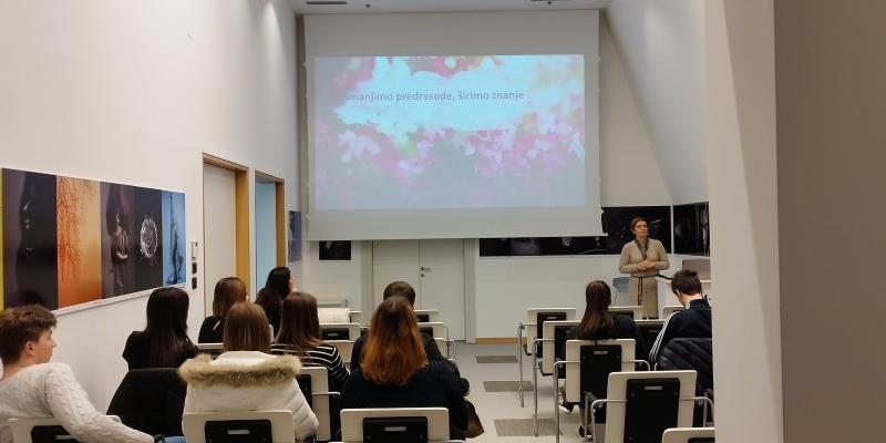 Psihologinja Marija Krip govori o uklanjanju predrasuda i diskriminacije oboljelih od epilepsije